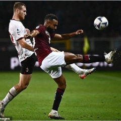 Best Betting Tipsters: AccuratePredict vs Soccervista